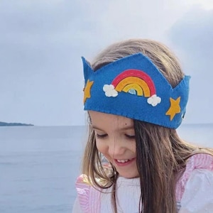 Rainbow and Stars Felt Crown // Wool Felt Crown / Unique Waldorf Crown / Imaginative Pretend Play / READY TO SHIP