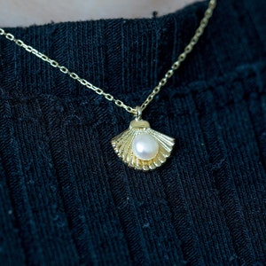 14K Gold Seashell Necklace with Pearl: Dainty Beach Wedding Jewelry