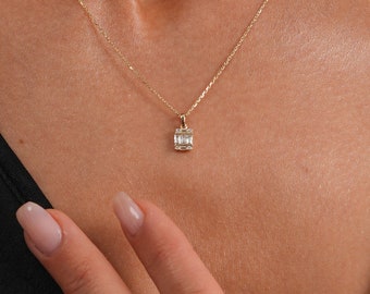14k Gold Baguette Diamond Necklace: Fine Jewelry Gift