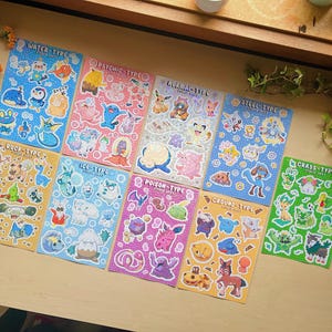 Fogli adesivi di Pocket Monster - Acqua, Roccia, Acciaio, Psichico, Veleno, Normale, Ghiaccio, Terra ed Erba