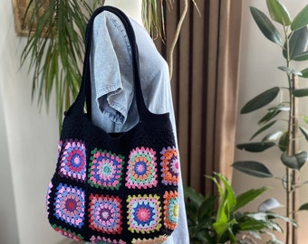Black Crochet Granny Square Soulder Bag in Retro Style, , Market bag, Tote Bag for Women, Personalized Bag for her, Gift for grandmother