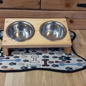 Rustic Raised Pet Feeder with removable Stainless Steel Bowls. Perfect for cats and small dogs