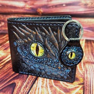 Cartera Dragon, llavero gratis, ojo del Dragon, monedero, billetera de piel, billetera de piel grabada, billetera tallada, billetera de hombre, regalo,