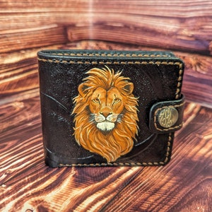 Geldbörse Löwe, Geldbörse, Leder Geldbeutel, handgemachte Leder Geldbörse, geprägte Leder Geldbörse, Portemonnaie mit Schnitzereien, Herren Geldbeutel, Geschenk für Mann
