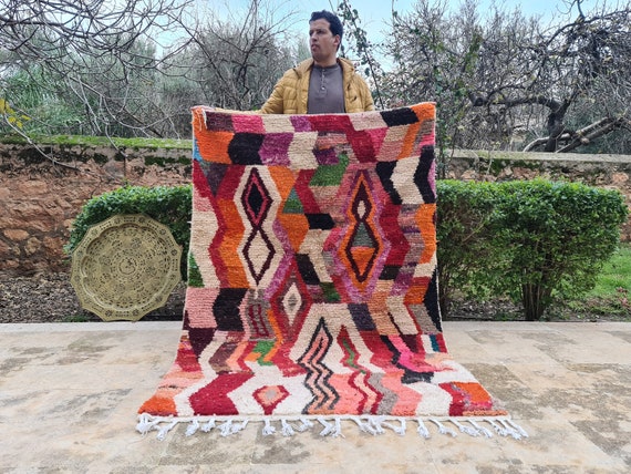 Vibrant Abstract Moroccan Rug – Colorful Handmade Area Rug – Modern Art-Inspired Carpet for Living Room or Bedroom – Red Accent Rug