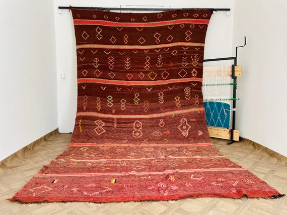 Handmade Wool Kilim Area Rug - Moroccan Boho Vintage Berber Carpet for Living Room - Tapis Vintage & Tapis Kilim