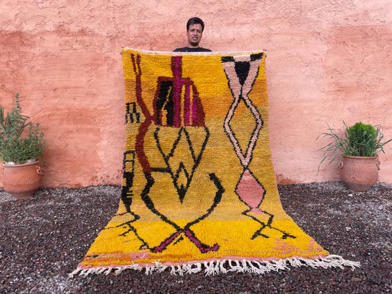 Bold Yellow Boujaad Moroccan Rug – Abstract Handmade Wool Area Carpet – Custom Berber Rug for Living Room or Bedroom Decor