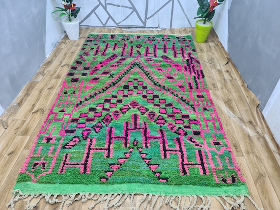 Fluffy Deep Green Rug - Plush Fuzzy Carpet for Bedroom, Living Room & Nursery - Non-Slip Washable Rug, Runner Rug for Hallways Kitchen