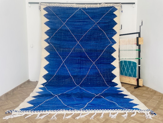 ZANAFI Moroccan Rug, Handwoven Wool Kilim for Living Room, Luxury Home Decor and Personalized Gift for Mother's Day