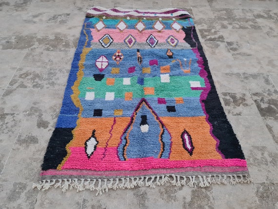 Handmade Moroccan Berber Rug: Colorful Diamond Wool Carpet