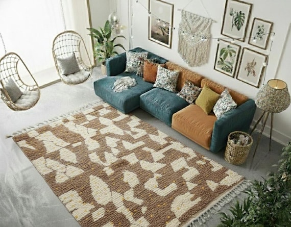 Handmade Wool Moroccan Rug – Geometric Beni Polka Dot Design