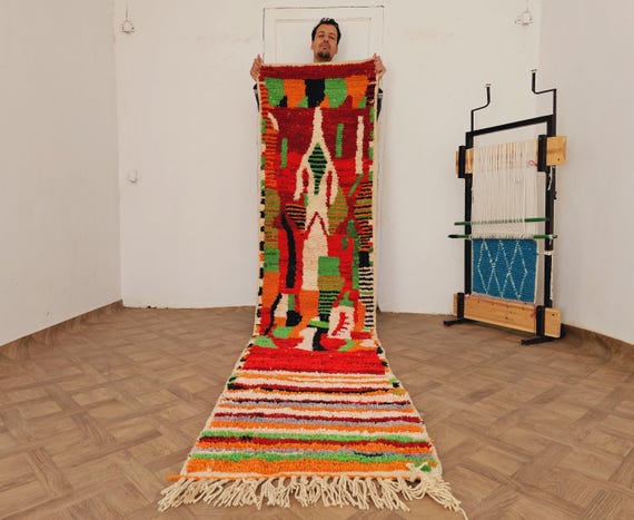 Minimalist Area Rug for Bedroom - Handwoven Moroccan Decor