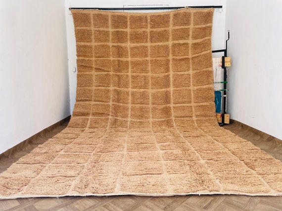 Beni ourain rug Beige - Contemporary moroccan rug - Fluffy wool rugs for bedroom - Diy home decor crafts - Unique thoughtful gift for mom