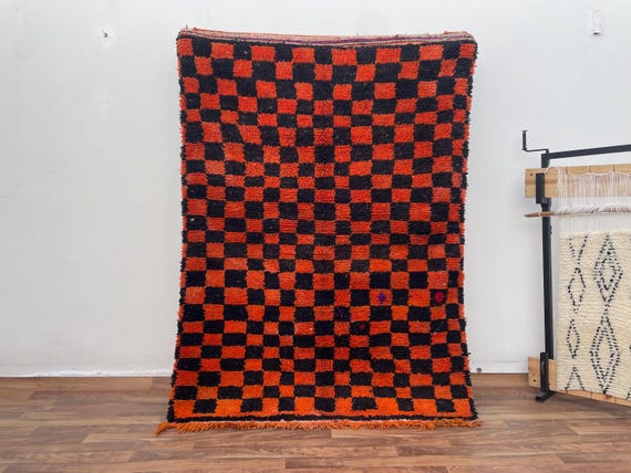Tapis Berbere Floor Rug - Moroccan Rug - Vintage Checkered Rug for Living Room Or Bedroom - Unique Halloween & Black Friday Home Decor