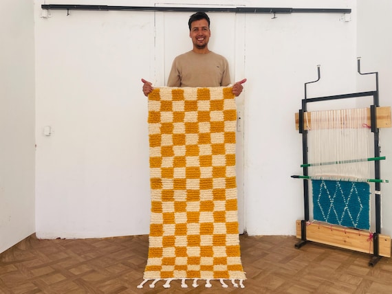 Chic Checkerboard Berber Carpet, Soft Wool Area Rug - Vibrant White & Yellow