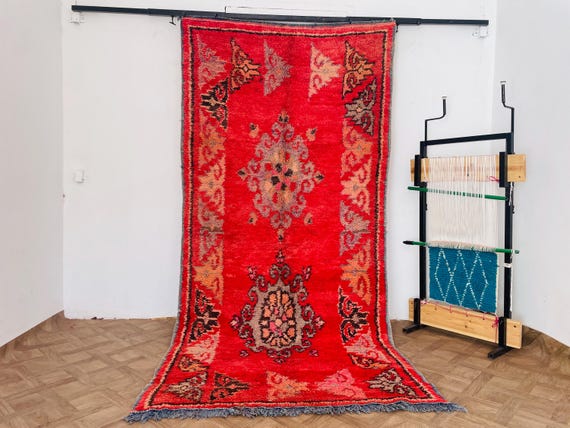 Vintage Moroccan Boujaad Rug - Handwoven Woolen Berber Carpet for Living Room Decor - Antique Moroccan Home Accent