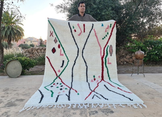 STUNNING Custom Azilal Rug – Handmade Wool Berber Carpet | White & Pink Boho Rug | Abstract Moroccan Wool Rug | Colorful Home Decor
