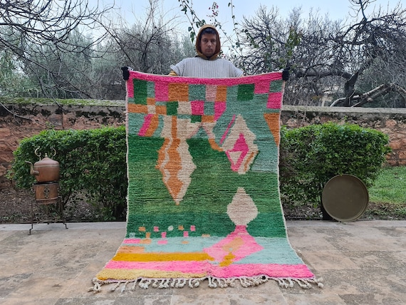 Handmade Moroccan Wool Rug: The Perfect Addition to Your Bohemian Living Room or Bedroom Home Decor