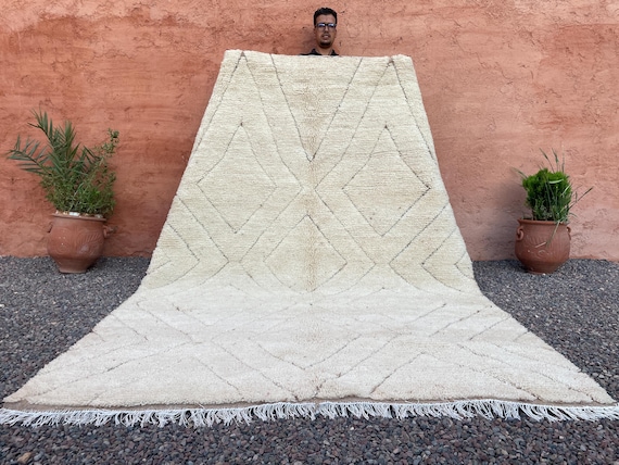 Large Beni Ourain Rug – Cream Moroccan Wool Rug – Minimalist Diamond Design – Custom Handwoven Berber Carpet – Neutral Living Room Rug