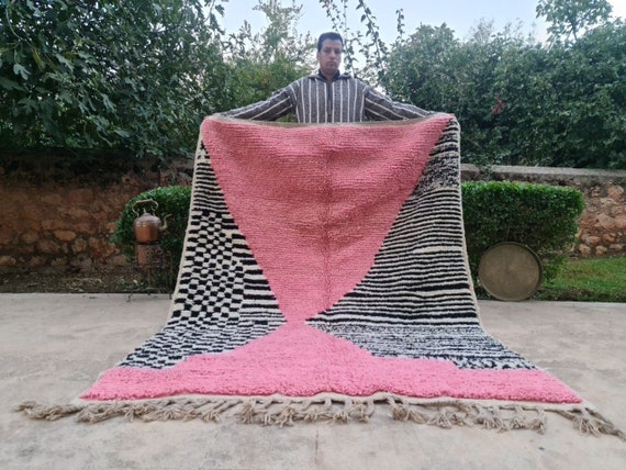 Beni Ourain Rug Pink - Moroccan Wool Rug - Berber Area Rug - Custom Rugs For Bedroom - Handmade Rugs For Living Room - Home Decor Christmas