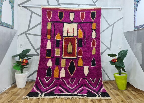 Bold Magenta Boujaad Rug – Handmade Moroccan Wool Carpet – Abstract Berber Art Rug – Custom Size Area Rug – Vibrant Boho Home Decor