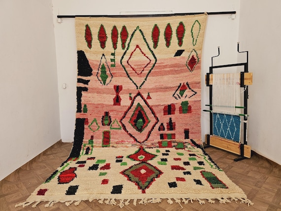 5x7 Area Rug - Moroccan Washable Living Room Accent, Vintage Geometric Non-Slip, Large, White Pink Red Green