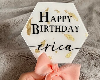 Benutzerdefinierte Geburtstag Tortendeko Personalisierter Name Acryl Meilenstein Tortendeko Alles Gute zum Geburtstag Kuchen Dekor Feier Tortendeko Erster Geburtstag