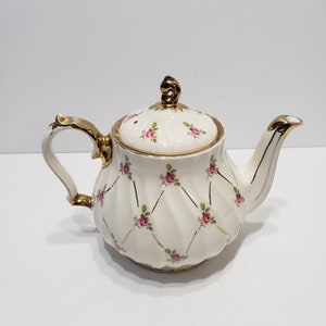 Vintage Sadler floral Teapot from England