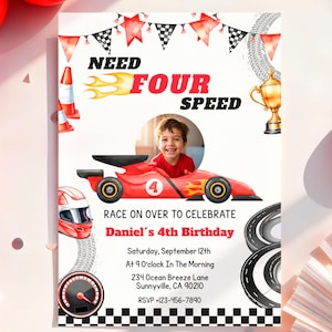 Invitación de cumpleaños número 4 de Need FOUR Speed: Coche de carreras rojo (Plantilla editable) A20