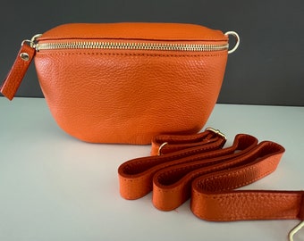 Sac banane en cuir - orange - moyen - taille moyenne, fermeture éclair dorée, sac à bandoulière, sac ceinture avec sangles