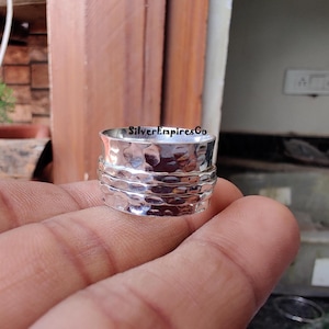Hammered 925 Sterling Silver Spinner Ring, Wide Band Anxiety Ring, Meditation Fidget Ring for Men & Women,Boho Unisex Jewelry, Gift For Her.