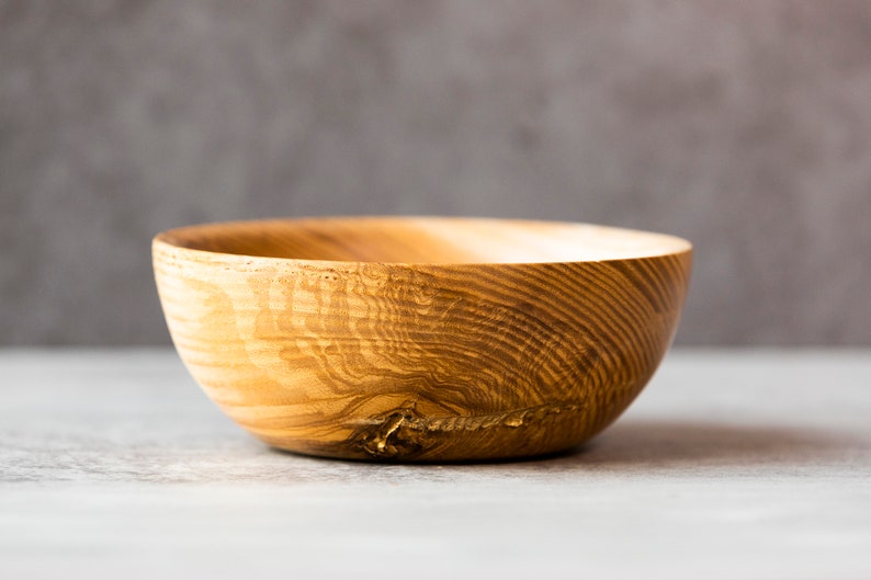 Wooden Jewellery Bowl with Inlcusion and Brass Inlay image 2