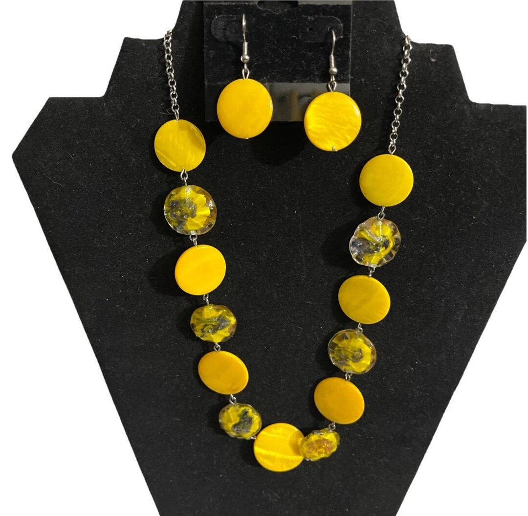 Set Yellow Mother of Pearl Filigree Silver Tone Beaded Necklace 22 ...