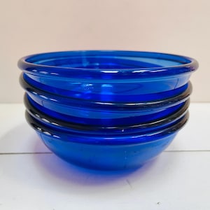 Vintage Arcoroc Cobalt Blue Glass Bowls Salad Rolled Rim Set of 4 Made In France Side Bowl
