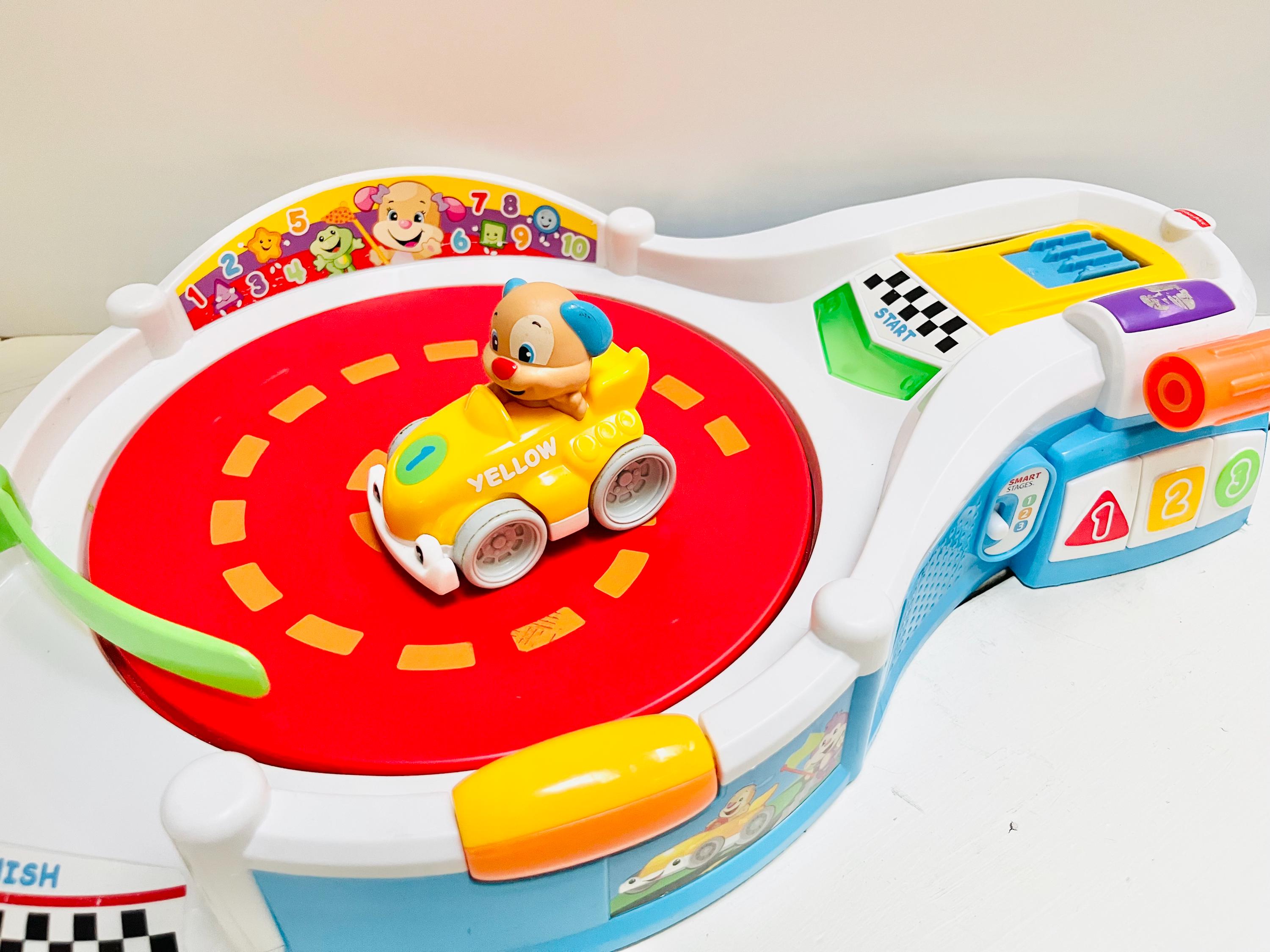 Fisher Price Smart Stages Speedway Race Car Puppy Dog Laugh