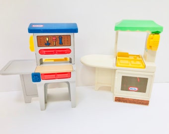 Little Tikes Place Tool Bench Kitchen Miniatures Furniture Vintage Dollhouse Toys Playset Stove Oven Doll House Table Set of 2