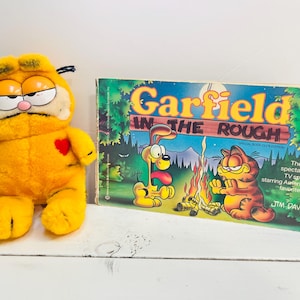 Vintage Garfield Cat 6" Plush Soft Toy with Red Heart on Chest 80s Toys Comic Book In The Rough 1981 Jim Davis Books Cat Cartoon Characters