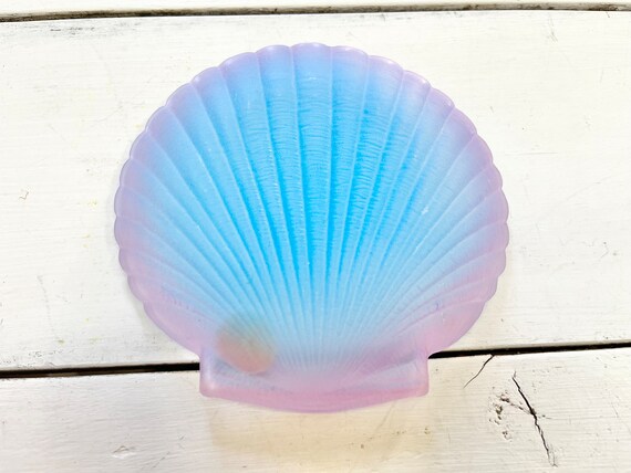 Vintage Sea Shell Glass Ombre Colored Dish Soap T… - image 6