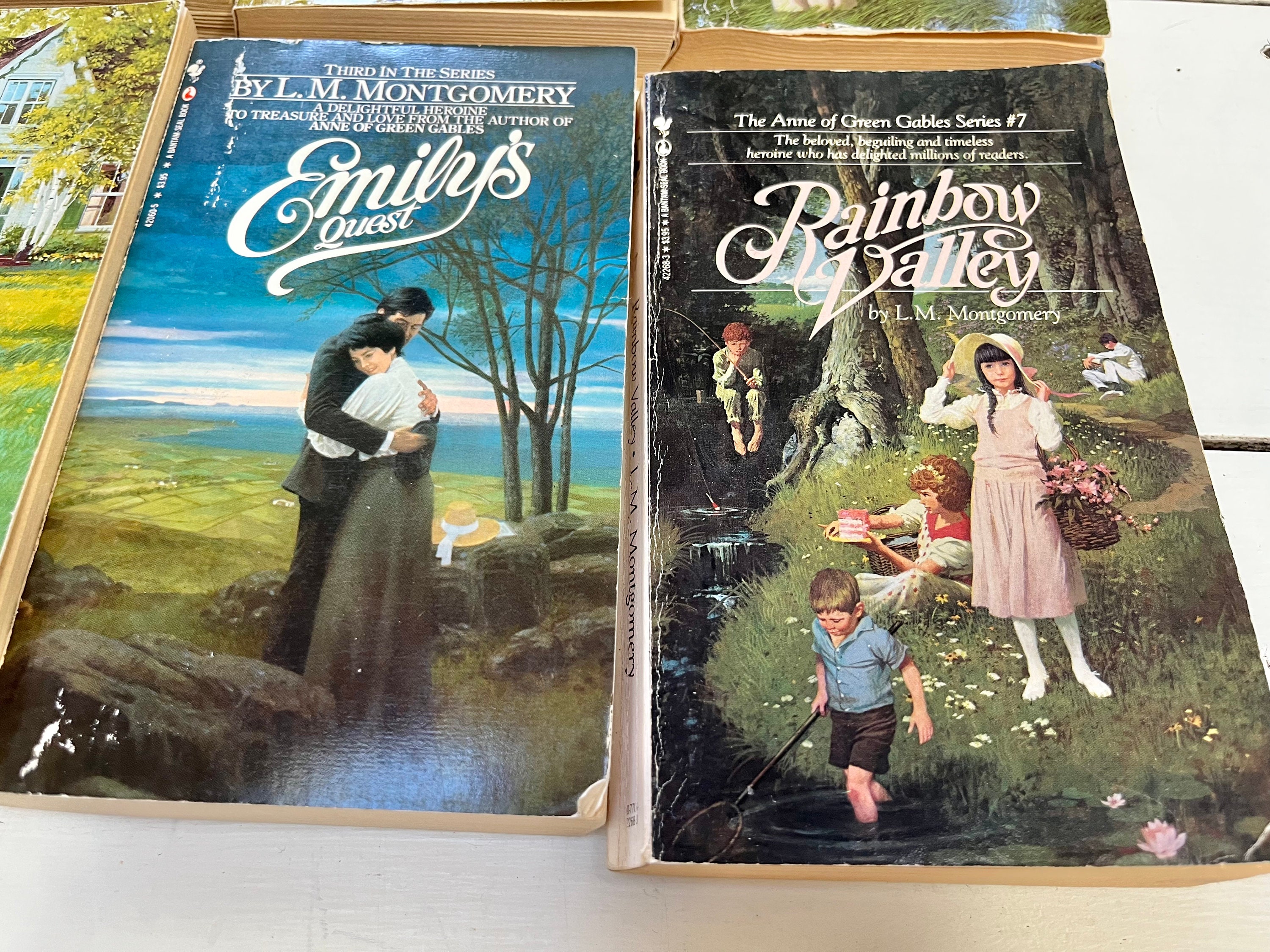 ヴィンテージ L.M. モンゴメリ小説：アン＆エミリーシリーズ、12冊
