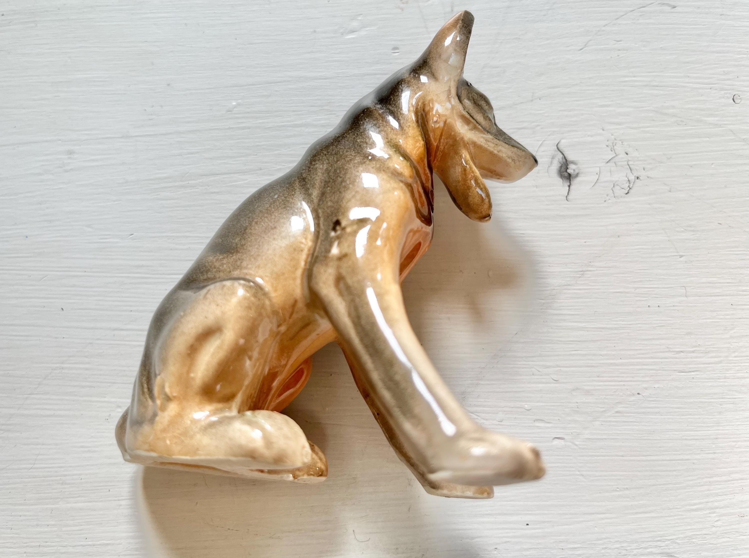 ヴィンテージ ジャーマンシェパードドッグ 磁器製置物 3.75インチ 犬の