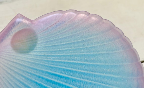 Vintage Sea Shell Glass Ombre Colored Dish Soap T… - image 8