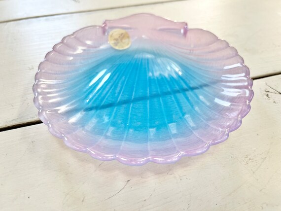 Vintage Sea Shell Glass Ombre Colored Dish Soap T… - image 5
