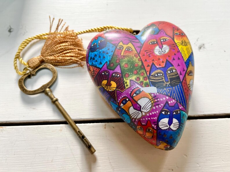 DEMDACO Art Hearts Ornament