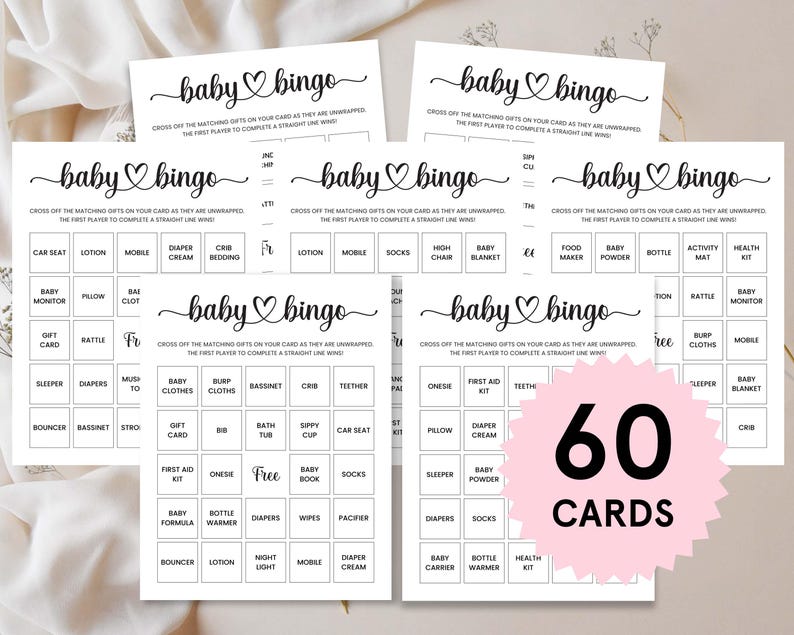 Op de afbeelding: Zestig zwart-witte baby-bingokaarten met een roze stervormige grafische overlay. De kaarten hebben een raster van vierkanten met verschillende babygerelateerde items die in elk vierkant zijn vermeld. De tekst op de kaarten luidt "baby bingo" en "streep de overeenkomende cadeaus op je kaart door terwijl ze worden uitgepakt. De eerste speler die een rechte lijn voltooit, wint."