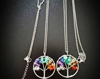 Collier arbre de vie 7 chakras . witch