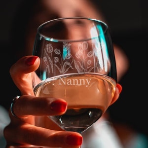 Nanny Wine Glass Engraved, Personalised Glass For Nana, Christmas or Mothers Day