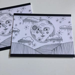 Carta stampata con volto di luna