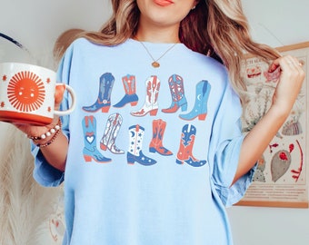 4. Juli Cowgirl Shirt, amerikanisches Mädchen Tshirt, rot, weiß und blau Shirt für Frauen, Land Mädchen Shirt für den Sommer, süßes Cowboystiefel Shirt