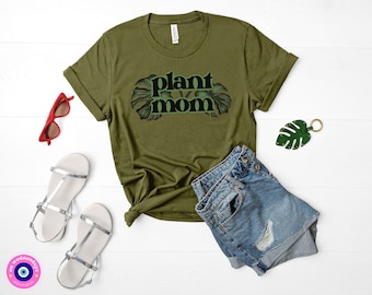 Plant Mom Shirt | Plant Lover Shirt | Gift For Gardeners | Monstera T-Shirt | Gift For Mom | Mother’s Day Gift | Indoor Plant T-Shirt