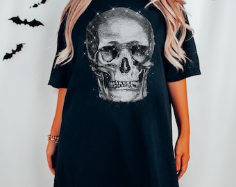 Comfort Colors Skull Shirt, Halloween Graphic Tee, Skeleton Graphic Tee for Women, Halloween Skull Tshirt, Vintage Skull Shirt, Spooky Tee